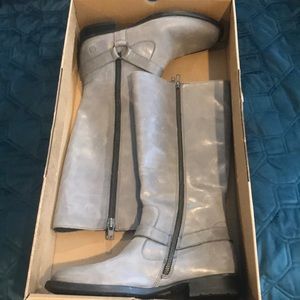 NWT Born Delall Grey Leather Boot.  Size 10